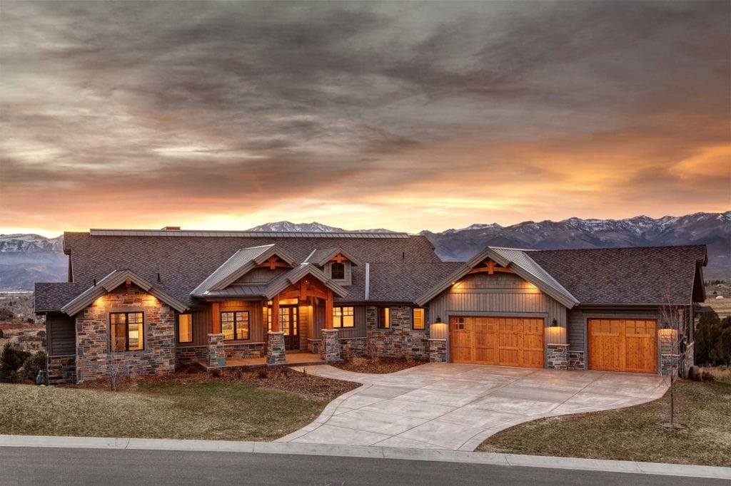 Featured image for Golf Course Luxury Homes: A Lifestyle Choice
