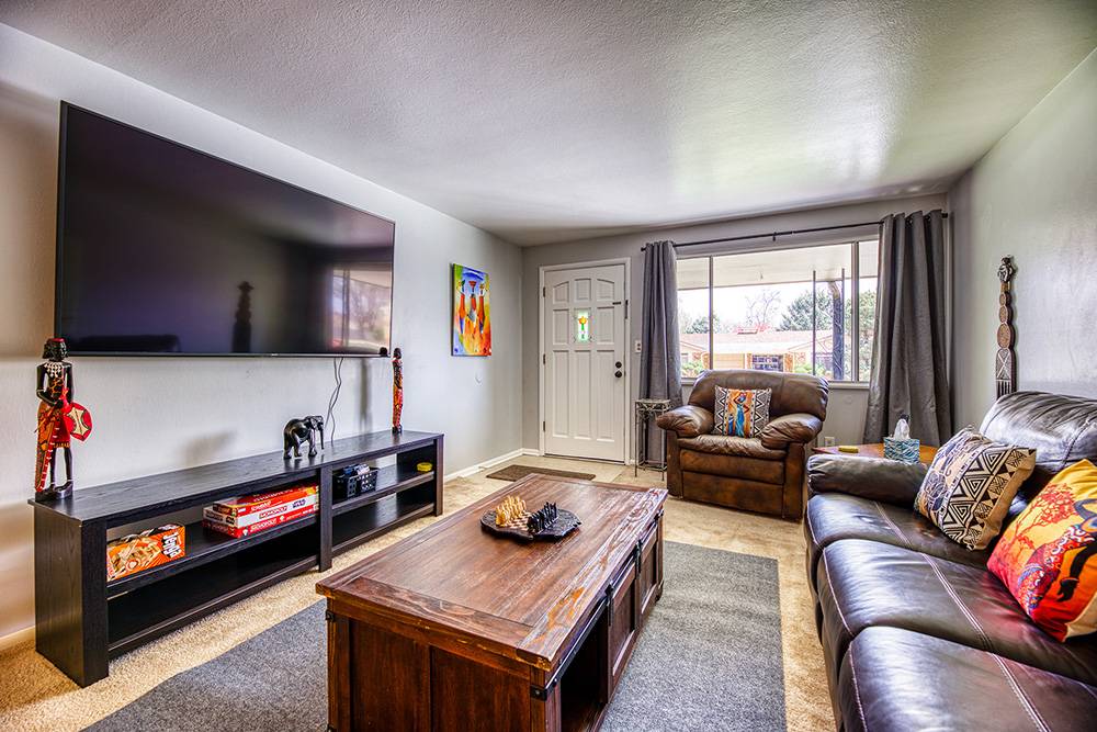 Featured image for Furnished Rentals: Convenience at Your Fingertips